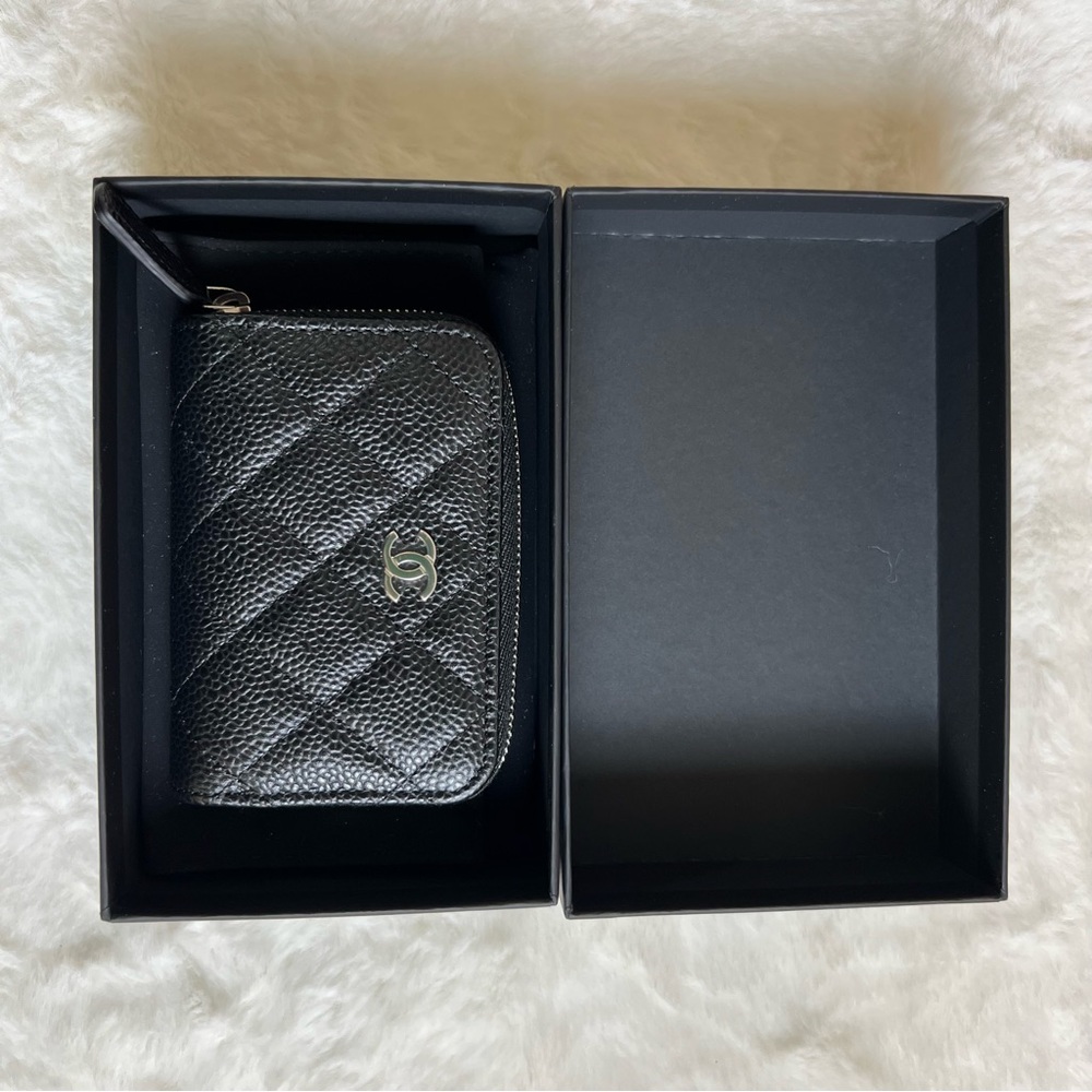 CHANEL Caviar Quilted Zip Coin Purse Black - Picture 4 of 6